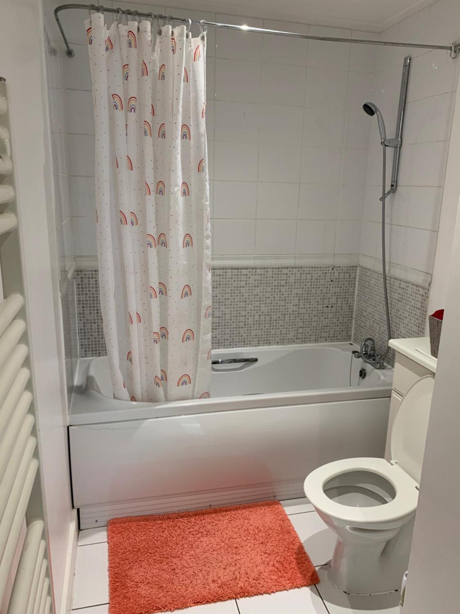 Room In Stratford With Private Bathroom And Parking ロンドン エクステリア 写真